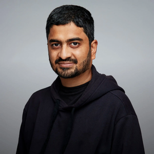 Sunil, Kate Reznykova