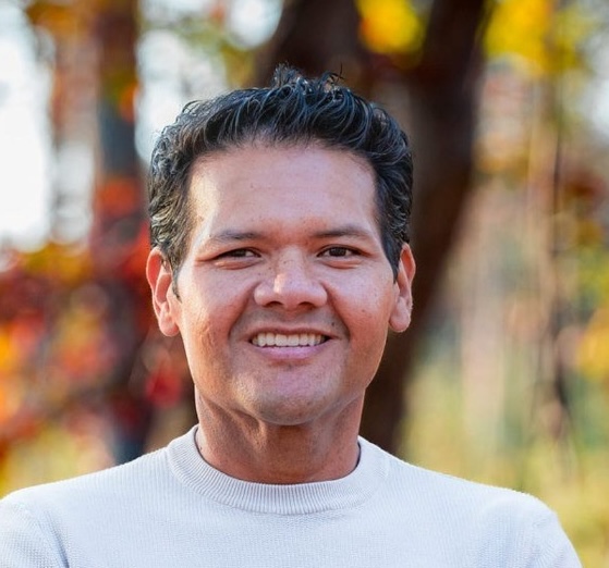 Enrique Somoza, Hannes